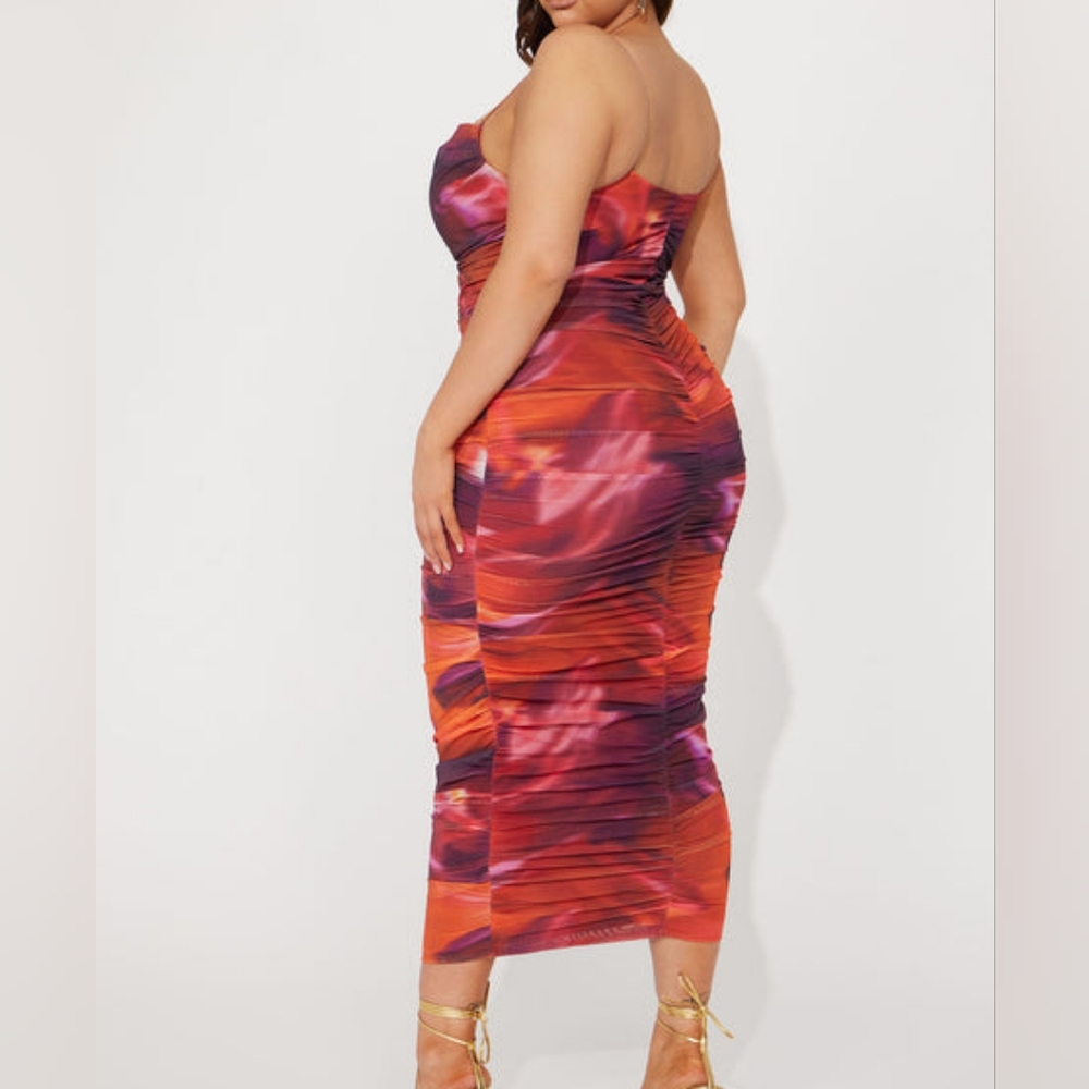 Fashion Nova Multicolor Strapless Dress NWOT unworn but washed once